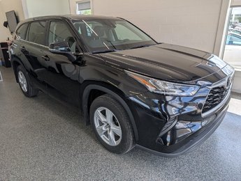 Toyota Highlander LE AWD, GARANTIE JUSQU EN 2028, 2023
