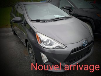Toyota Prius C HYBRID, 2016