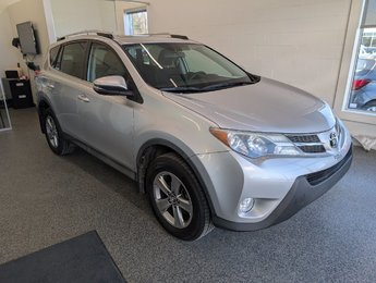 Toyota RAV4 XLE AWD, TOIT, MAGS, 2015