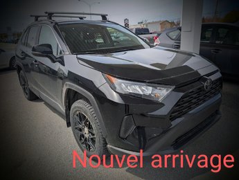 Toyota RAV4 LE AWD 2021