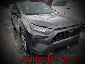 Toyota RAV4 LE FWD, GARANTIE JUSQU EN 2026, 2022