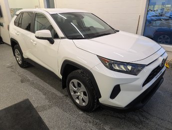 Toyota RAV4 LE, A/C, GARANTIE JUSQU EN 2026, 2022