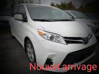 Toyota Sienna LE, 8 PASSAGERS, 2018