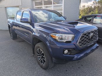 2022 Toyota Tacoma TRD SPORT 4X4