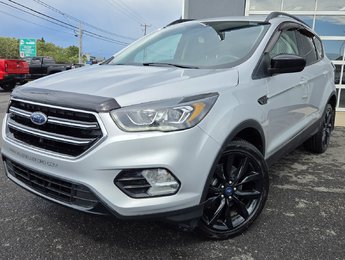 Ford Escape SE  AWD  ENSEMBLE DÉCOR NOIR 2018