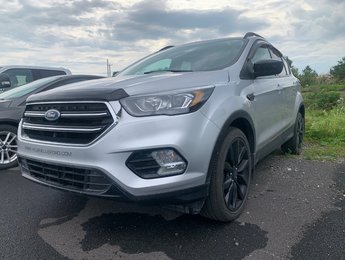 2018 Ford Escape SE  AWD  ENSEMBLE DÉCOR NOIR