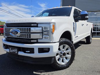 2017 Ford Super Duty F-350 SRW PLATINUM 8-PIEDS