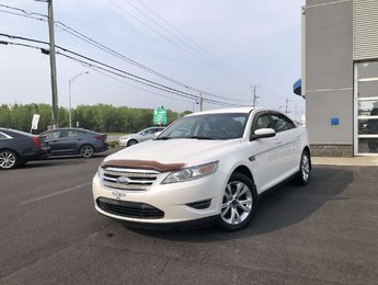 Ford Taurus SEL  AWD 2010