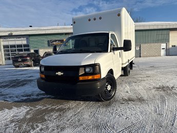 2013 Chevrolet Express Commercial Cutaway CUBE 12'