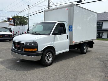 2019 GMC Savana Commercial Cutaway 3500 Cube 12' pieds