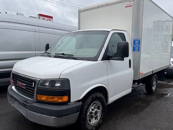 GMC Savana Commercial Cutaway 3500 Cube 12' pieds 2019