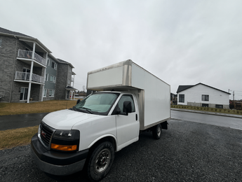 GMC Savana Commercial Cutaway 3500 Cube 12' PIEDS 2020