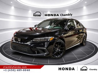 Honda Civic Sport Hatchback 36,000 KM I SUNROOF I MAGS I CARPLAY I STARTER I HEATED SEATS I ACTIVE SECURITY 2023