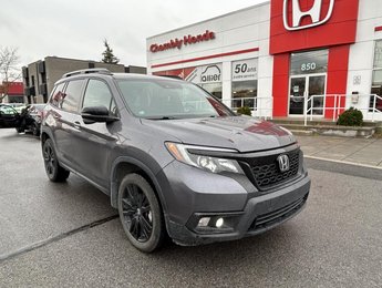 2021 Honda Passport Sport AWD I SUNROOF I HEATED SEATS I MAGS I CARPLAY I STARTER I CAMERA I ACTIVE SECURITY