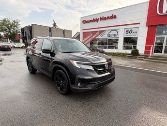 2021 Honda Pilot Black Edition AWD I LEATHER I SUNROOF I MAGS I HEATED & VENTILATED SEATS I CARPLAY STARTER