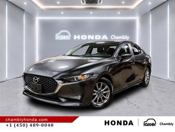 2022  Mazda3 GX  CARPLAY// HEATED SEATS// REMOTE // MAGS// CAMERA