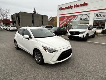2020 Toyota Yaris hatchback Auto 20,000 km CARPLAY I BLUETROOTH I CAMERA