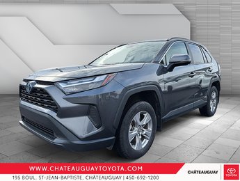 Toyota RAV4 Hybrid XLE 2023