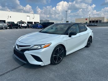 Toyota Camry XSE-Toit panoramique-Sièges et volant chauffants 2020