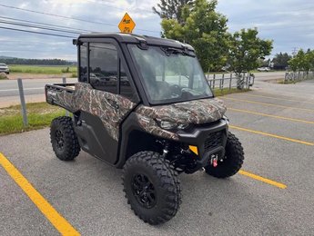 Can-Am DEFENDER LIMITED CAB HD10  2025