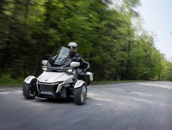 2026 Can-Am SPYDER RT SEA TO SKY LIMITED