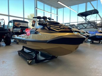 2025 Sea-Doo RXT X ROTAX 1630 325(0 % 36 MOIS)