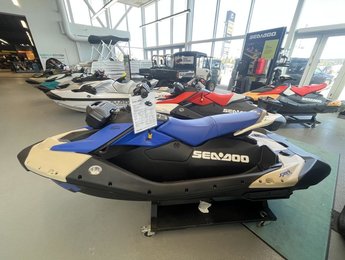 Sea-Doo SPARK TRIXX 3 PLACES AUDIO  2025