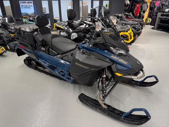 Ski-Doo EXPEDITION SE 900 ACE SILENT  2025