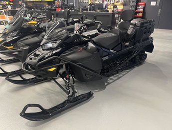 2024 Ski-Doo Expedition Xtreme 900 Turbo R ( 6240$ acc)