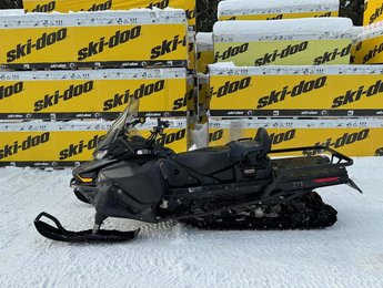 Ski-Doo Skandic SWT 900 ACE  2023