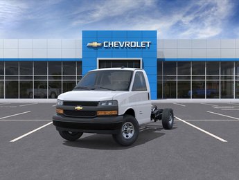 Chevrolet Express Cutaway 3500 WT 139'' 2025