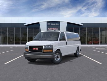 GMC Savana Passenger 3500 LT 155'' 2025