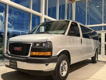 GMC Savana Passenger 3500 LT 155'' 2025