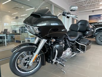 Harley-Davidson FLHTC MOTO EN SUPERBE CONDITION, NOUVEL ARRIVAGE !!! 2017