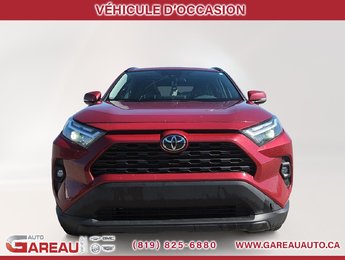 Toyota RAV4 XLE 2024