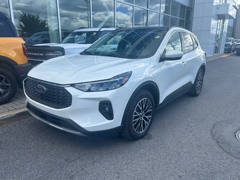 2023 Ford Escape PHEV 2.5L | 60KM  | TOIT PANO | TOWPACK | CARPLAY