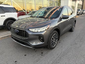 2025 Ford Escape PHEV | TAUX 3.99% DISPO | 60KM | TOWPACK | CARPLAY