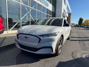 2023 Ford Mustang Mach-E Select | AWD| 370KM RANGE |ENS COMFORT | CARPLAY |