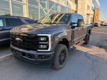 2024 Ford Super Duty F-250 SRW LARIAT | 6.7 DIESEL | BLACK PACK | TOIT PANO |