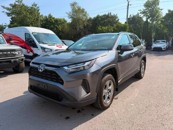 Toyota RAV4 Hybrid XLE | AWD | TOIT OUVRANT | CARPLAY | 2024