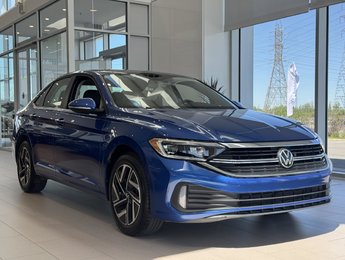 Volkswagen Jetta Highline TOIT | CUIR | CAMÉRA | CARPLAY | BAS KM +++ 2022