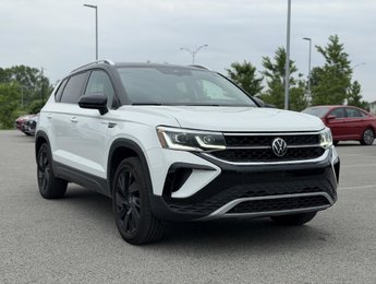 Volkswagen Taos Highline 4MOTION | DÉMARREUR | TOIT PANO | CUIR | NAV | CARPLAY | CAMÉRA +++ 2024