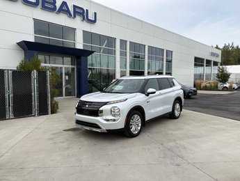 Mitsubishi Outlander Plug-In Hybrid SEL, CAMÉRA DE RECUL, BANC CHAUFFANT 2024