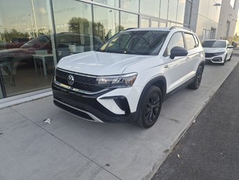 Volkswagen Taos Trendline AWD 2022