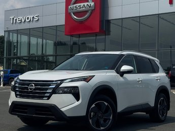 2025 Nissan Rogue SV Moonroof