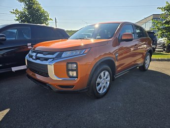 2025 Mitsubishi RVR ES