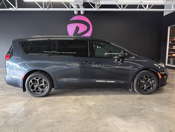 2021 Chrysler Pacifica Hybrid Touring L Plus