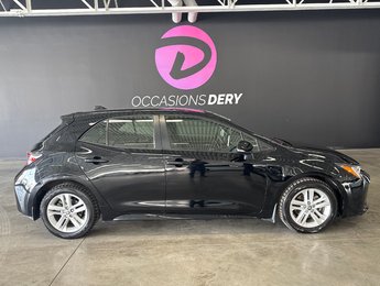 2022 Toyota Corolla Hatchback SE