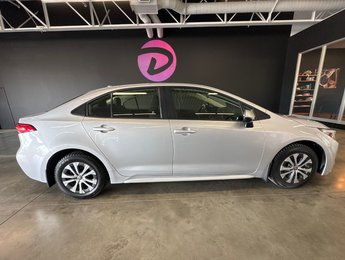 Toyota Corolla Hybrid LE 2025