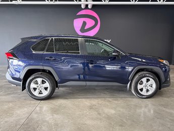 Toyota RAV4 XLE 2021
